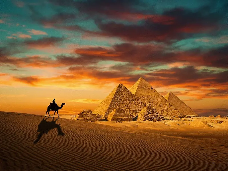 Cairo and the Pyramids of Giza